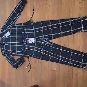 NWT Ted Baker Melo Drawcord Keyhole Top and tapered drawstring joggers